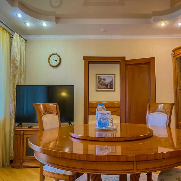 Апартамент в санатории Целебный Нарзан в городе Кисловодске - фотография