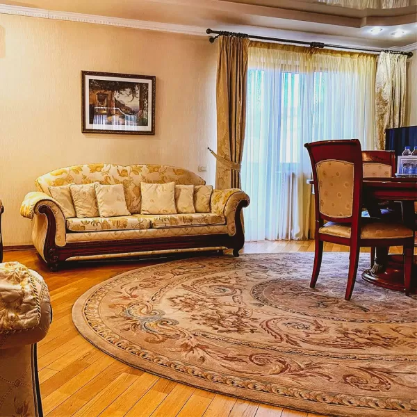 Апартамент в санатории Целебный Нарзан в городе Кисловодске - фотография