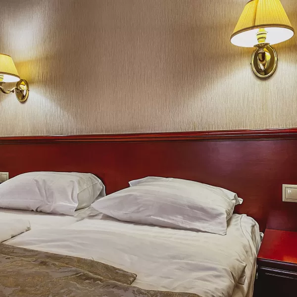 Номер Де люкс в санатории Целебный Нарзан в городе Кисловодске - фотография