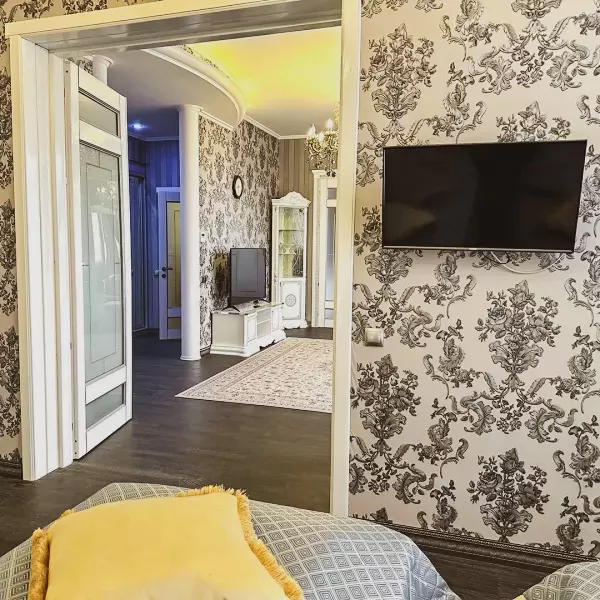 Номер Серебряный люкс в санатории Целебный Нарзан в городе Кисловодске - фотография