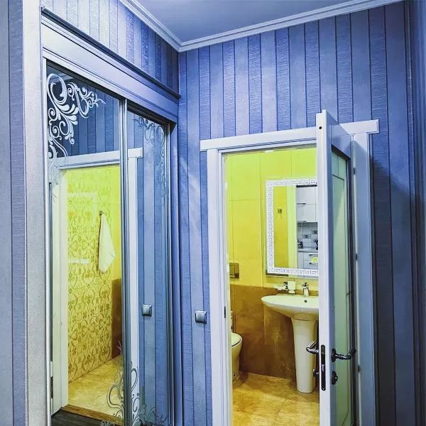 Номер Серебряный люкс в санатории Целебный Нарзан в городе Кисловодске - фотография