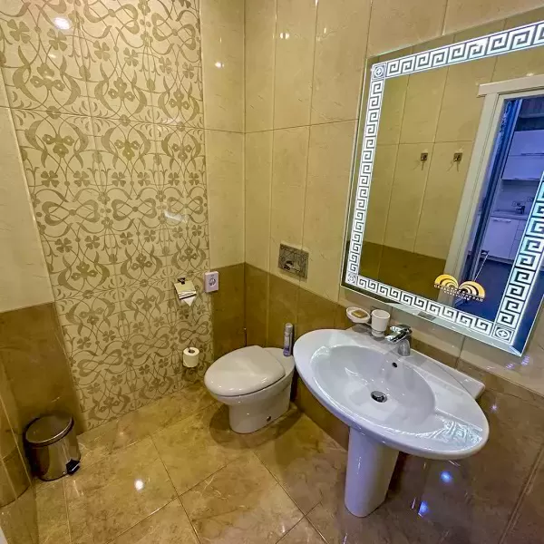 Номер Серебряный люкс в санатории Целебный Нарзан в городе Кисловодске - фотография