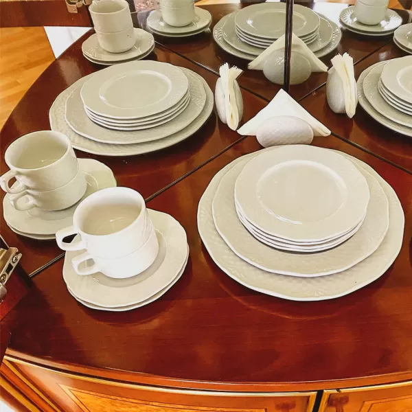 Номер Синдика люкс в санатории Целебный Нарзан в городе Кисловодске - фотография