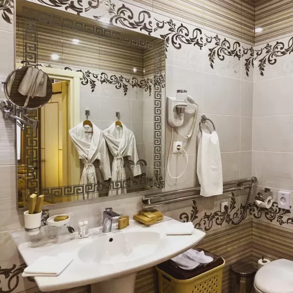 Номер Золотой люкс в санатории Целебный Нарзан в городе Кисловодске - фотография