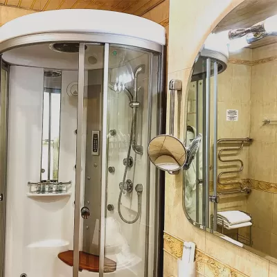 Апартамент в санатории Целебный Нарзан в городе Кисловодске - фотография