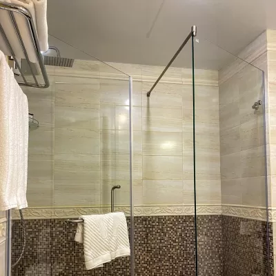 Номер Люкс в санатории Целебный Нарзан в городе Кисловодске - фотография