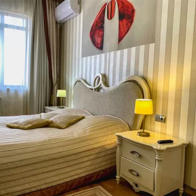 Номер Романтический люкс в санатории Целебный Нарзан в городе Кисловодске - фотография