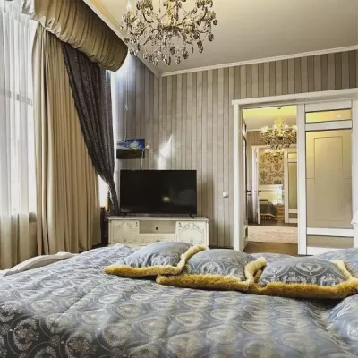 Номер Серебряный люкс в санатории Целебный Нарзан в городе Кисловодске - фотография