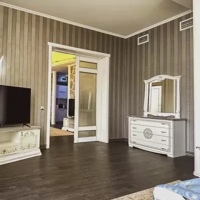 Номер Серебряный люкс в санатории Целебный Нарзан в городе Кисловодске - фотография